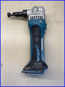 Makita 18V LXT Cordless 16 Gauge Nibbler XNJ01 Tool Only