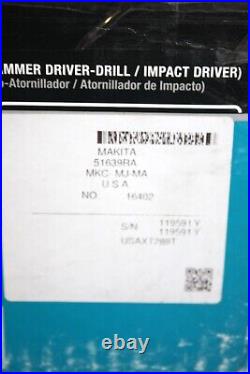 Makita 18V LXT Li-Ion Hammer Drill-Driver/Impact Driver Tool Combo Kit XT288T