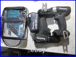 Makita 18V XDT15 / Xfd11 combo with 3.0AH battery and charger, works great