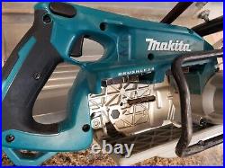 Makita XSR01 (36V) Brushless Cordless Rear Handle 7-1/4-Inch Circular Saw Kit