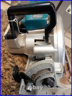 Makita XSR01 (36V) Brushless Cordless Rear Handle 7-1/4-Inch Circular Saw Kit